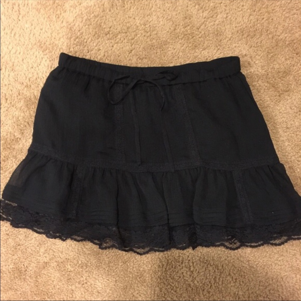 H&M Black skirt